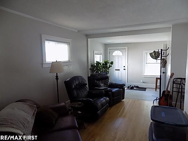 43 Northbound Gratiot Avenue, Mt Clemens, MI 48043