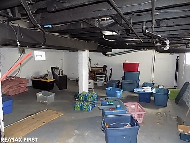 43 Northbound Gratiot Avenue, Mt Clemens, MI 48043