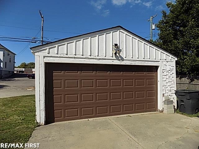 43 Northbound Gratiot Avenue, Mt Clemens, MI 48043