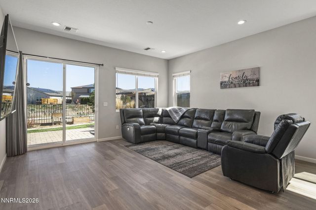 7854 Hoback Drive, Sparks, NV 89436