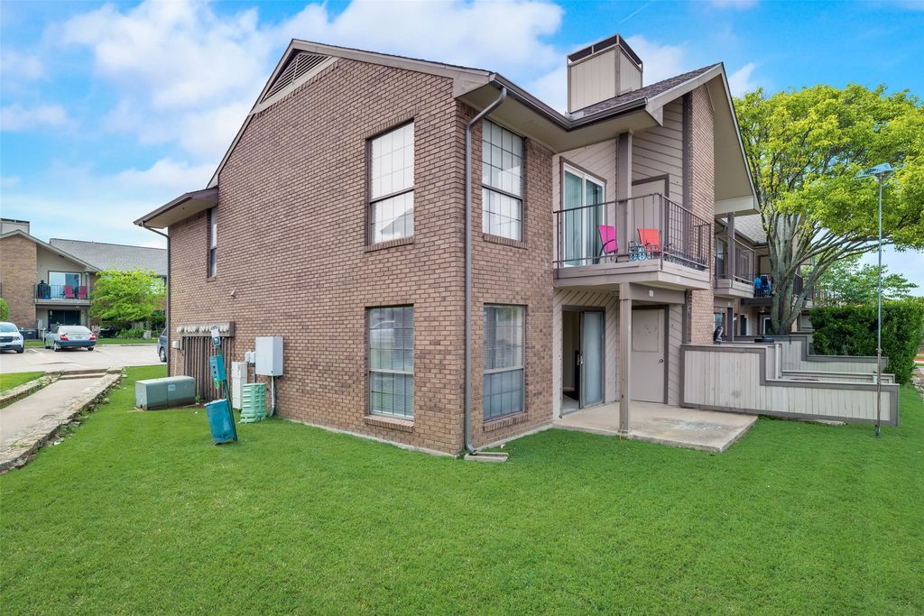 4544 Chaha Road 106, Garland, TX 75043
