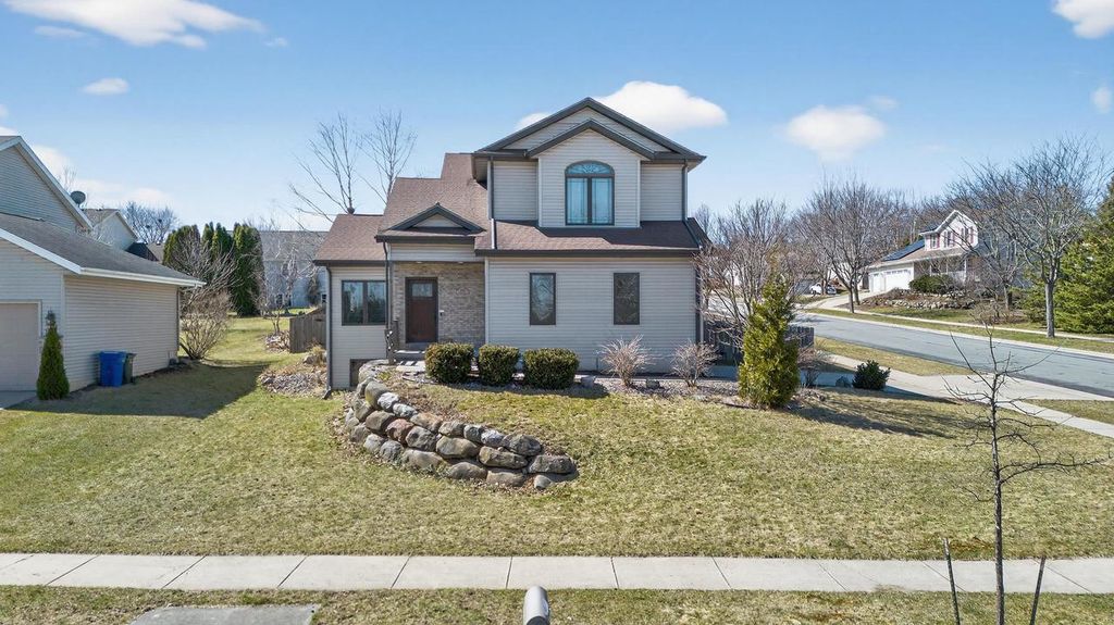 2653 Mica Road, Fitchburg, WI 53711