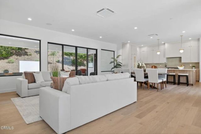 259 Via Pasito, Ventura, CA 93003