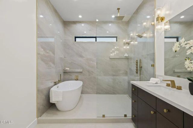 259 Via Pasito, Ventura, CA 93003