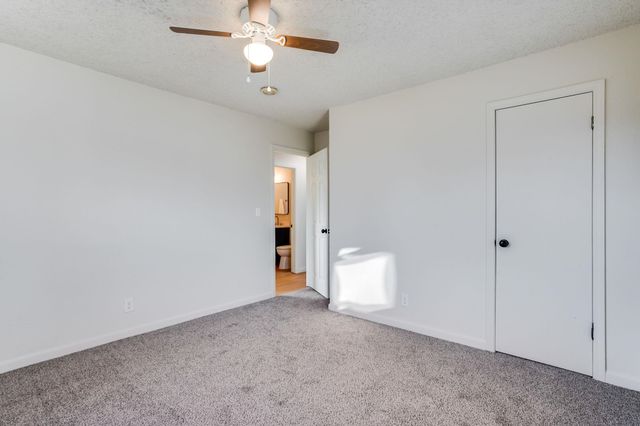 2421 W Jewell St, Wichita, KS 67213