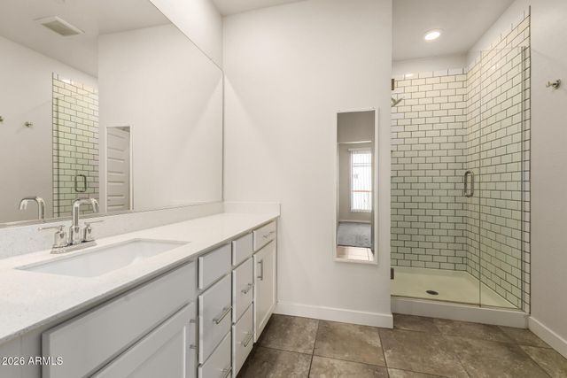 1861 E FRYE Road 101, Gilbert, AZ 85295