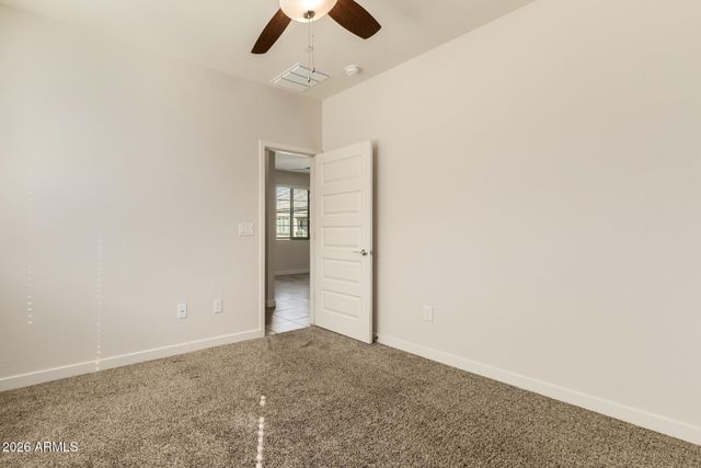 1861 E FRYE Road 101, Gilbert, AZ 85295