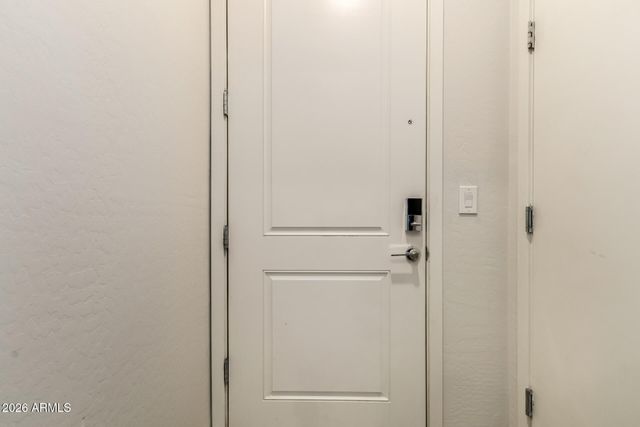 1861 E FRYE Road 101, Gilbert, AZ 85295