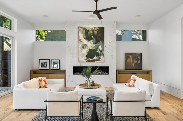 4323 Middleton Road, Dallas, TX 75229