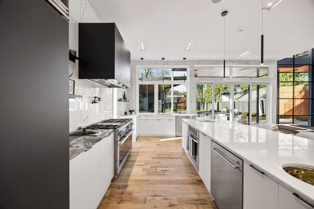 4323 Middleton Road, Dallas, TX 75229