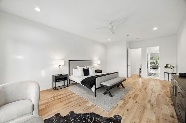 4323 Middleton Road, Dallas, TX 75229