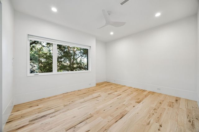 4323 Middleton Road, Dallas, TX 75229