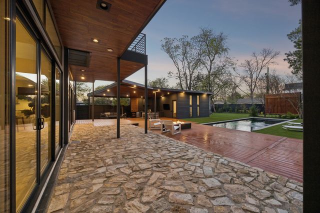 4323 Middleton Road, Dallas, TX 75229