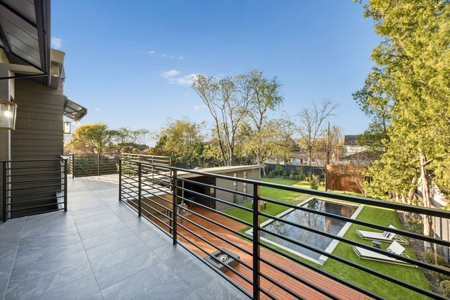 4323 Middleton Road, Dallas, TX 75229