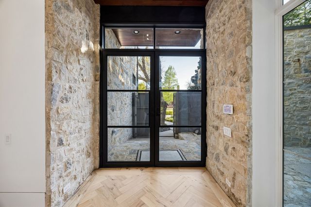 4323 Middleton Road, Dallas, TX 75229