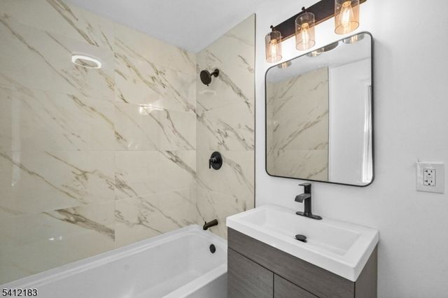 728 Glen Rd, Sparta Twp., NJ 07871