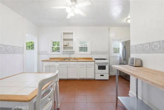 5328 Marmion Way, Los Angeles, CA 90042