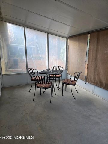 8A Alaska Avenue, Manchester, NJ 08759