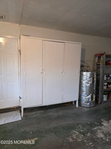 8A Alaska Avenue, Manchester, NJ 08759