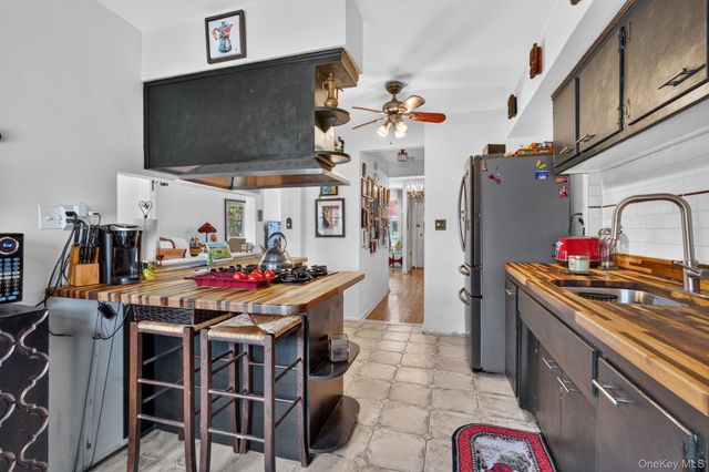 2462 Bragg Street, Brooklyn, NY 11235