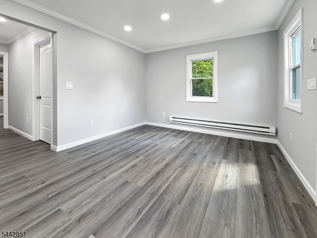 121 Dartmouth Trl, Hopatcong Boro, NJ 07843