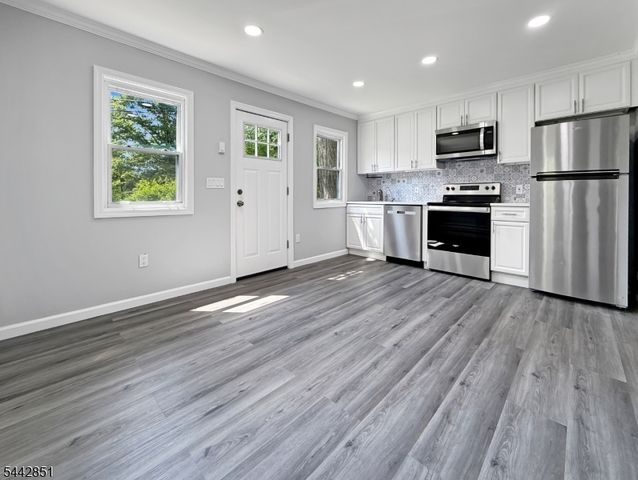 121 Dartmouth Trl, Hopatcong Boro, NJ 07843