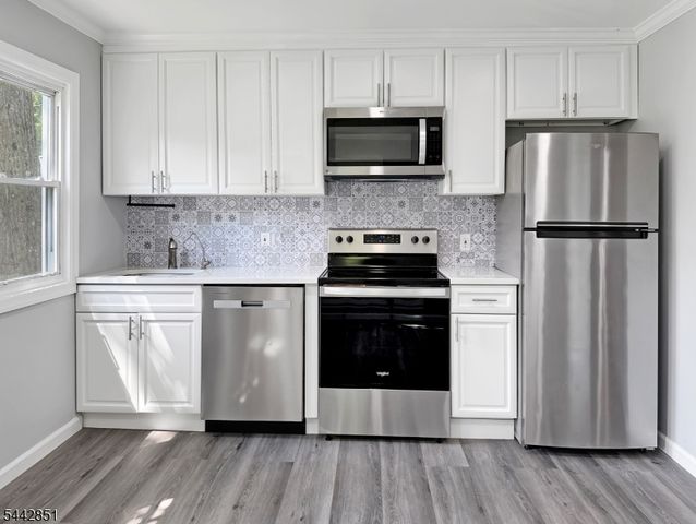 121 Dartmouth Trl, Hopatcong Boro, NJ 07843