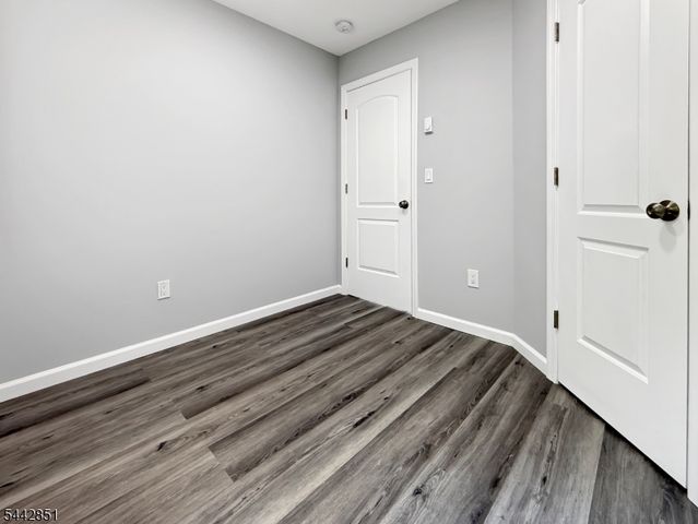 121 Dartmouth Trl, Hopatcong Boro, NJ 07843