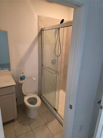 600 NE 4th Ter, Florida City, FL 33034