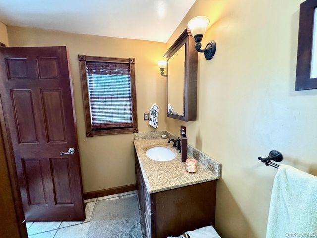 21 Cherry Street, East Northport, NY 11731