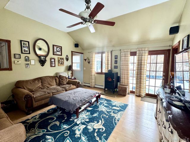 21 Cherry Street, East Northport, NY 11731