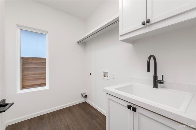 3505 E Noronha Drive, Edinburg, TX 78542