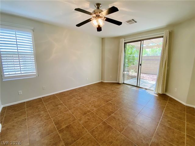 7621 Port Orchard Avenue, Las Vegas, NV 89113