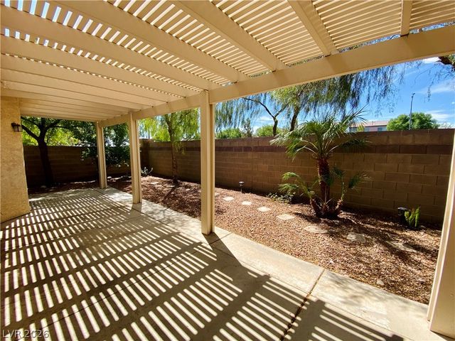 7621 Port Orchard Avenue, Las Vegas, NV 89113