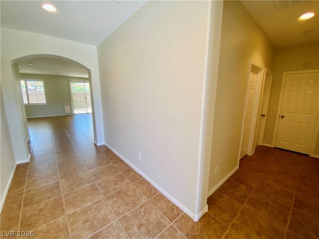 7621 Port Orchard Avenue, Las Vegas, NV 89113