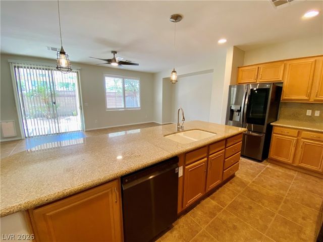 7621 Port Orchard Avenue, Las Vegas, NV 89113