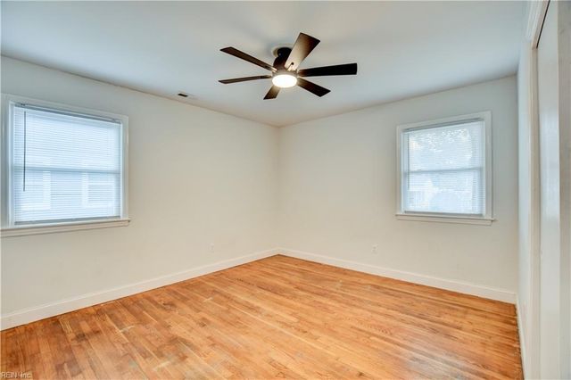 647 Daniel DR, Newport News, VA 23601