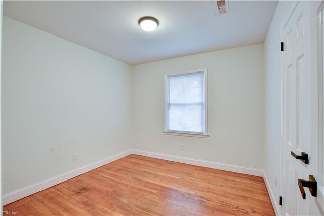 647 Daniel DR, Newport News, VA 23601