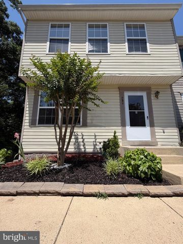 298 MOSEBY DR, Manassas Park, VA 20111