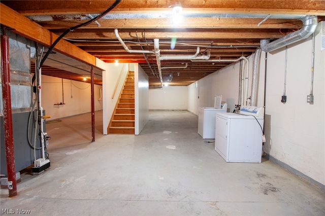 380 Clay Street, Geneva, OH 44041