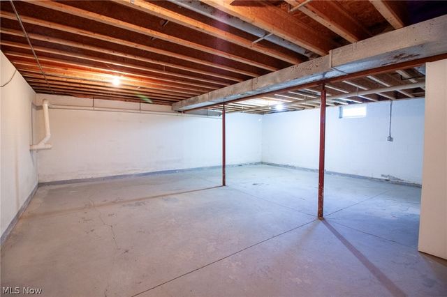 380 Clay Street, Geneva, OH 44041