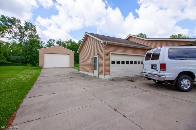 380 Clay Street, Geneva, OH 44041