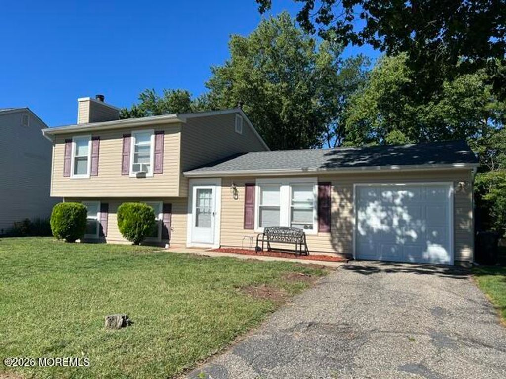 9 Windward Drive, Barnegat, NJ 08005