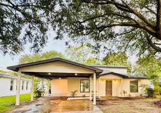 2245 5th Street, Port Neches, TX 77651