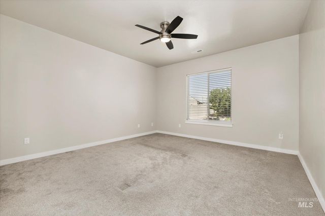 4620 S Tindaris Ave, Meridian, ID 83642