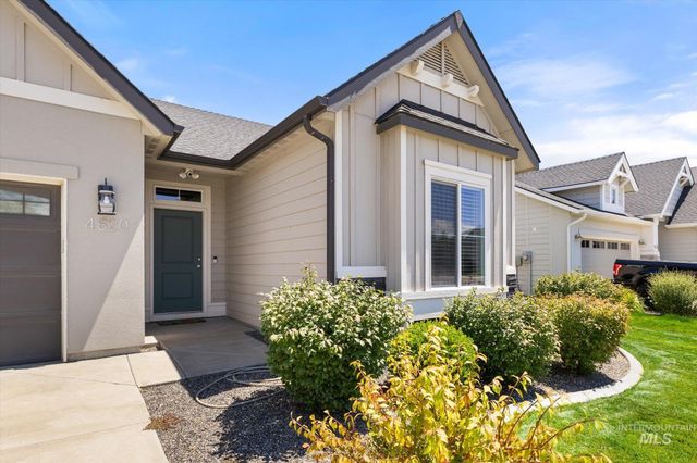 4620 S Tindaris Ave, Meridian, ID 83642