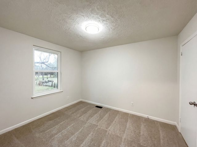 6211 Sedgeridge Ave, Murfreesboro, TN 37129