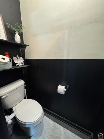 916 Constitution St, Emporia, KS 66801