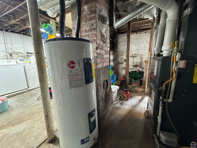 916 Constitution St, Emporia, KS 66801