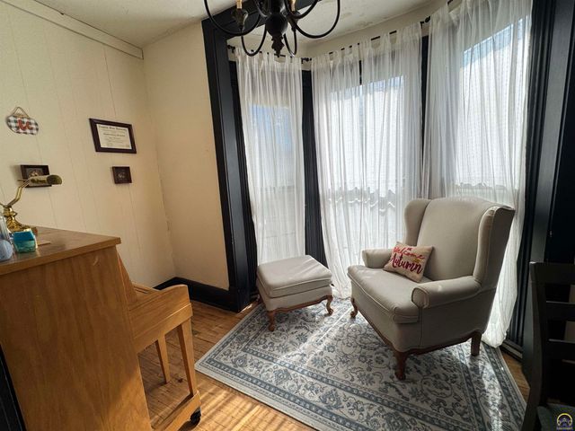 916 Constitution St, Emporia, KS 66801